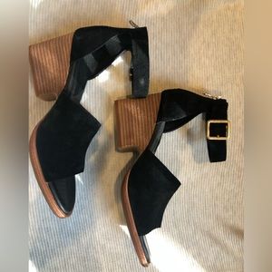 Kork-Ease black suede sandals size 7 perfect condition!